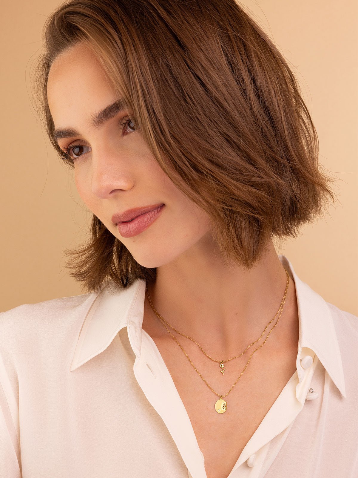 Daisy Pendant - April